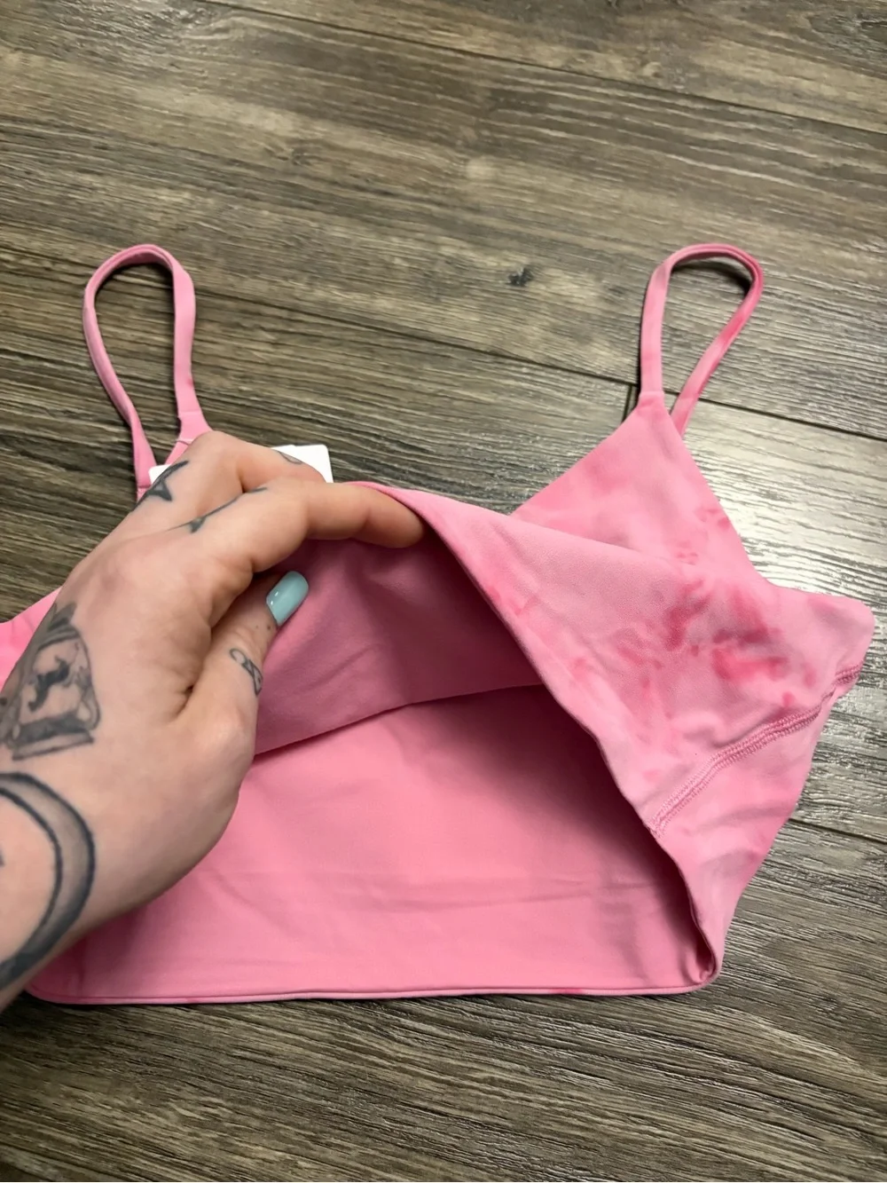 NWT Lululemon Cami Spaghetti-Strap Bra (Smoothie Wash Strawberry Multi) Size S/M